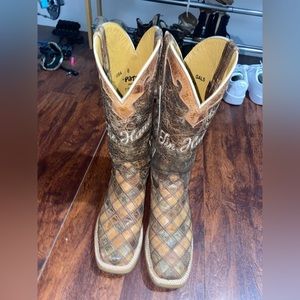 Tin Haul Boots